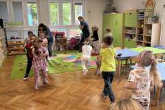 Zajęcia o emocjach - Żabki "Podróż do lasu.. nauka o złości"